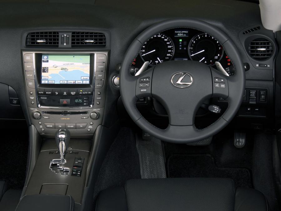  Lexus IS250C 2009 года  (ZA) (фото 2 из 28)